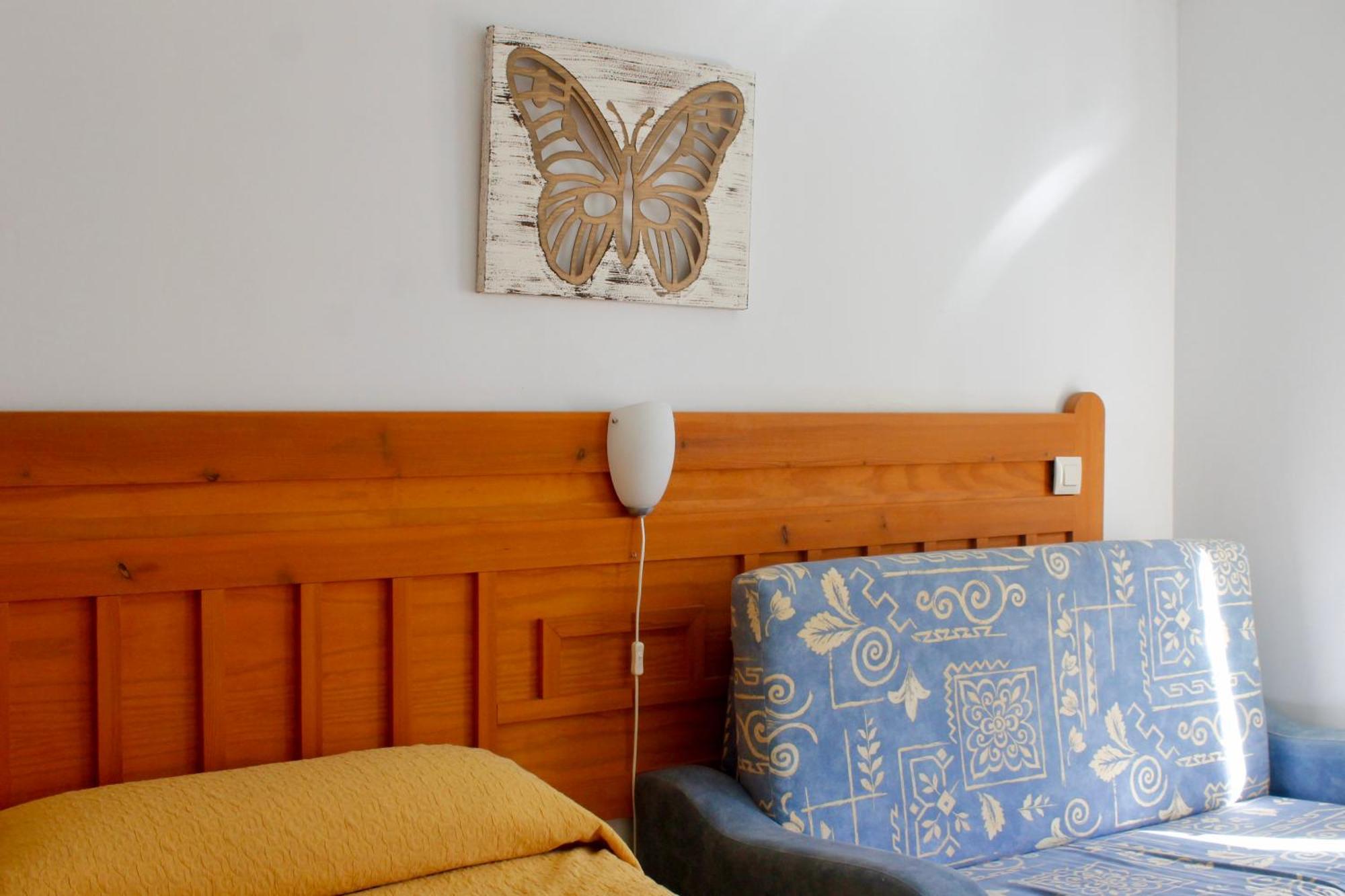 Hostal Restaurante Bustos Villarrubio Eksteriør bilde